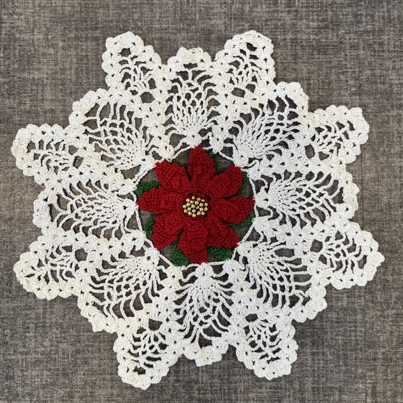 Crochet Doily CHRISTMAS Red Poinsettia Handmade Large 12" - Picture 1 of 1